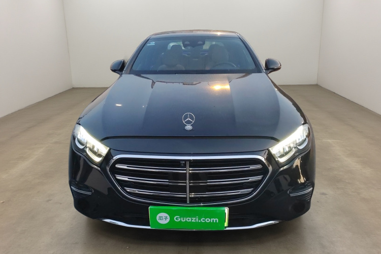 Mercedes-Benz E Class New Energy 2025 immagine di auto #3