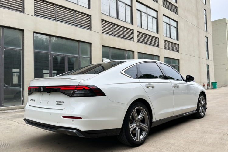 Honda Accord New Energy 2023 car image #3