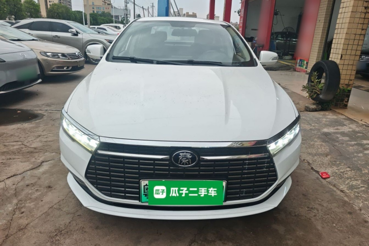 BYD Qin New Energy 2020 car image #3