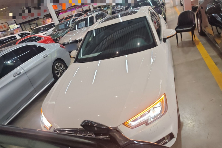 Audi A4 2019 #3 Audi A4 2019 car image #3