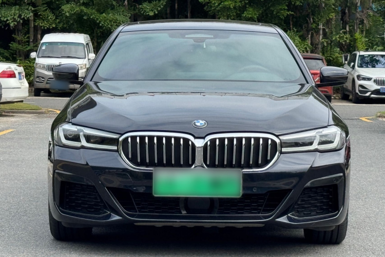 BMW M5 New Energy 2021 #3 BMW M5 New Energy 2021 car image #3