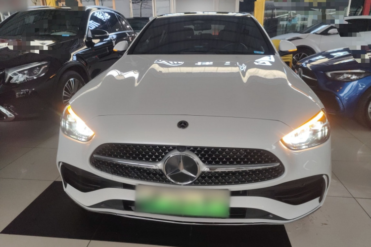 Mercedes-Benz C Class New Energy 2023 car image #3
