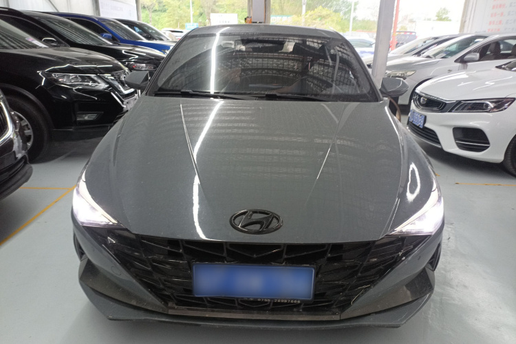 Hyundai Elantra EV 2022 car image #3