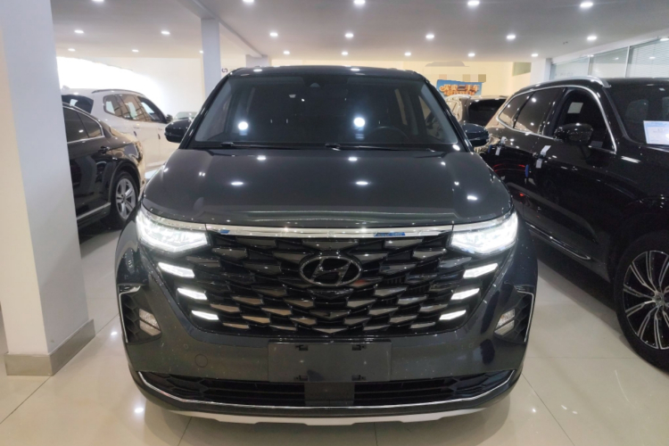 Hyundai Custo 2023 #3 Hyundai Custo 2023 car image #3