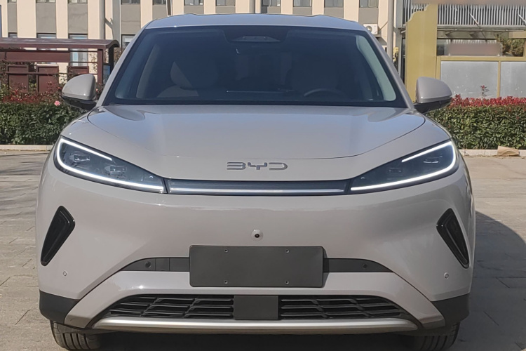 BYD Sea Lion 05 EV 2025 #3 BYD Sea Lion 05 EV 2025 car image #3