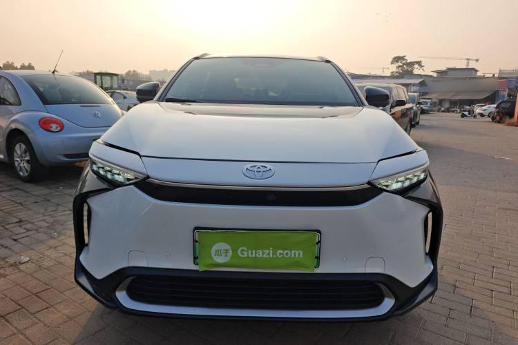 Toyota bZ4X 2022 immagine di auto #3