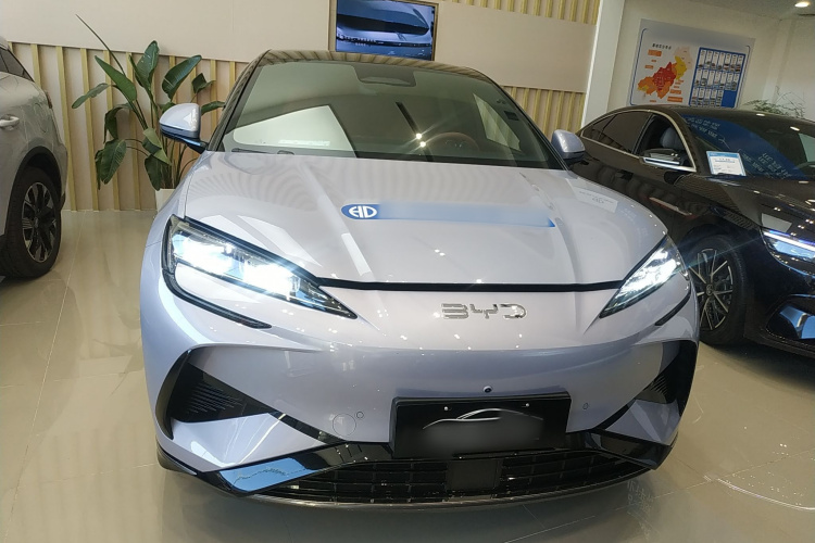 BYD Sea Lion 07 EV 2025 #3 BYD Sea Lion 07 EV 2025 car image #3