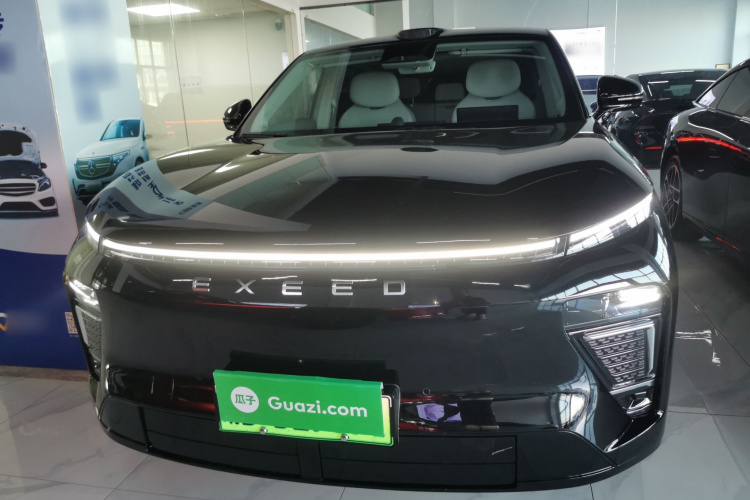 Exceed Stellar Era ET 2025 car image #3