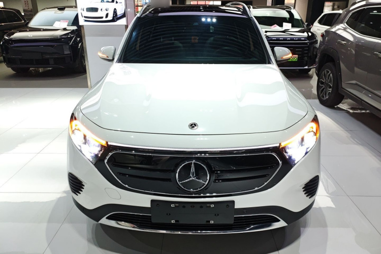 Mercedes-Benz EQB Class 2022 #3 Mercedes-Benz EQB Class 2022 car image #3