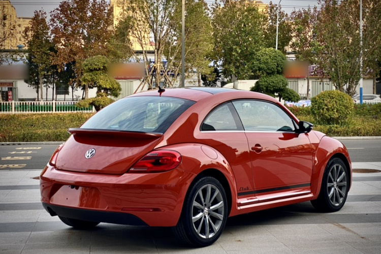 Volkswagen Beetle 2016 car image #3
