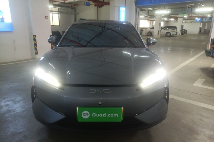 BYD e7 2025 #3 BYD e7 2025 car image #3