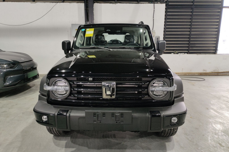 Tank 300 New Energy 2025 #3 Tank 300 New Energy 2025 car image #3