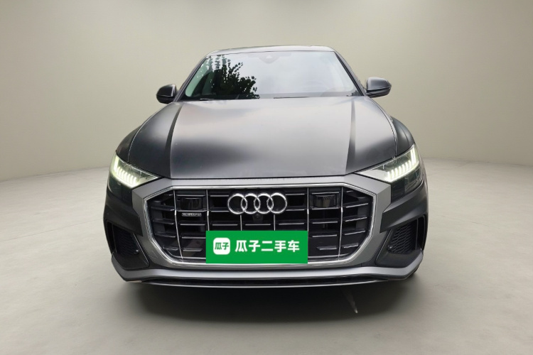 Audi Q8 2024 car image #3