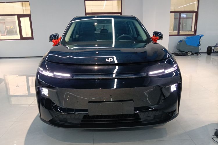 零跑汽车 零跑B10 2025 汽车图片 #3