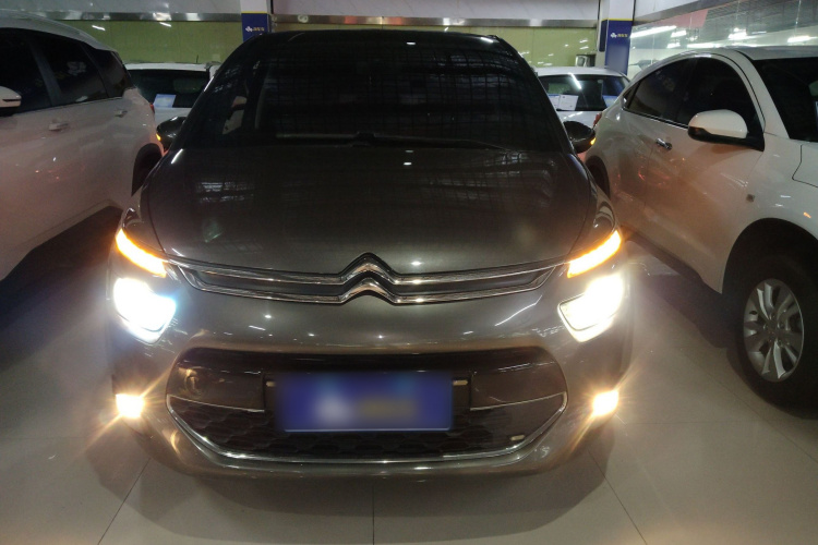 Citroen C4 PICASSO 2018 car image #3