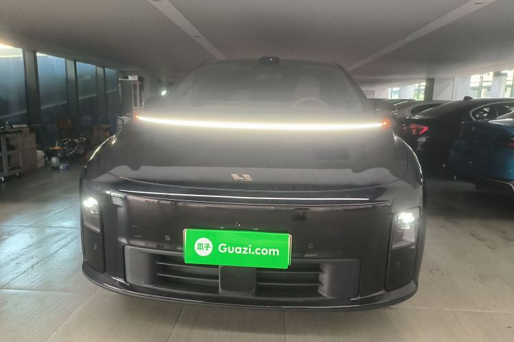 理想汽车 理想i6 2025 汽车图片 #3