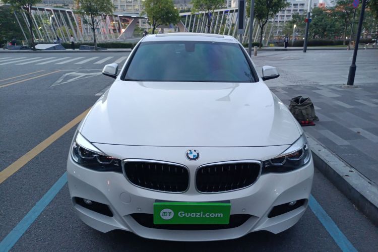 BMW 3 Series GT 2020 immagine di auto #3