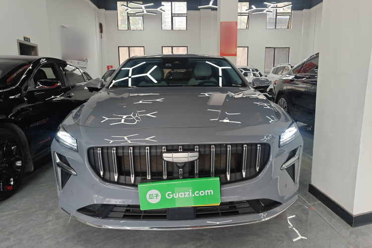 GEELY PrefaceL 2024 car image #3