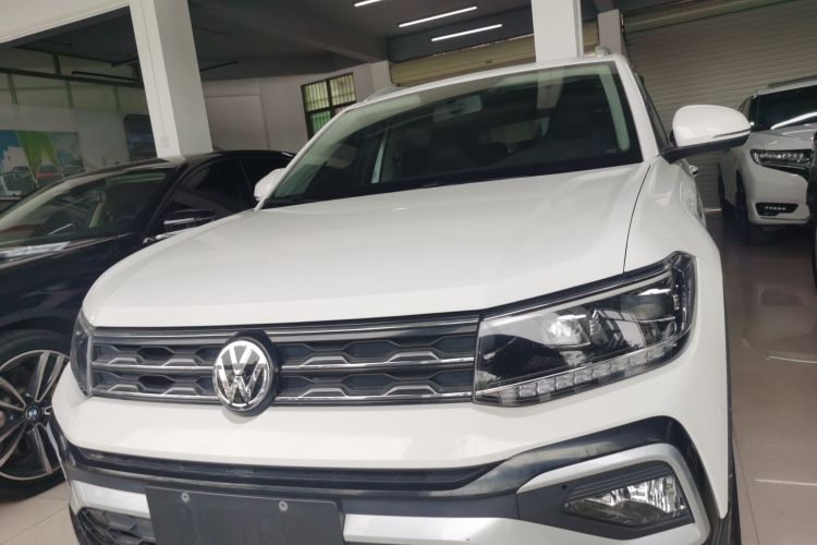 Volkswagen T-Cross 2020 #3 Volkswagen T-Cross 2020 car image #3