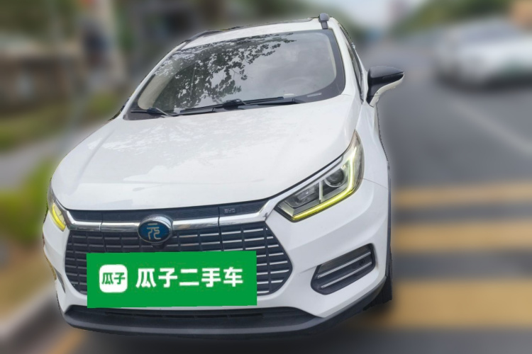 BYD Yuan New Energy 2019 immagine di auto #3