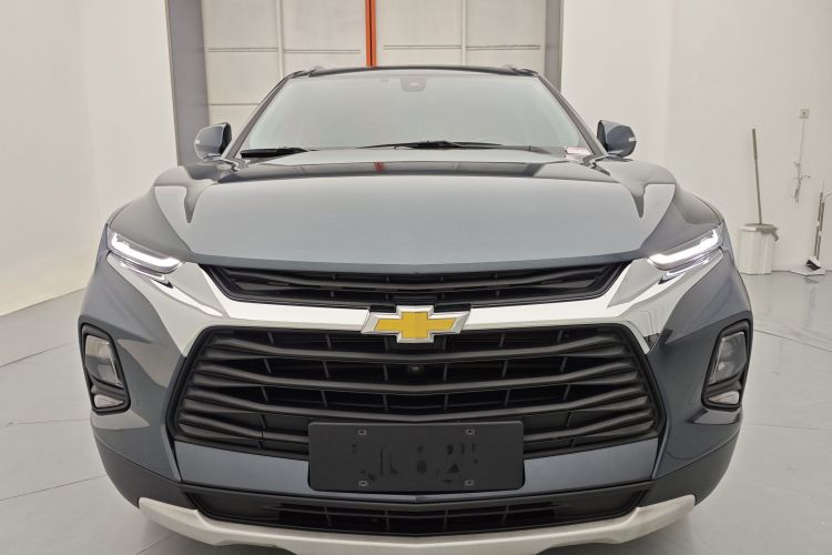 Chevrolet Blazer 2023 car image #3