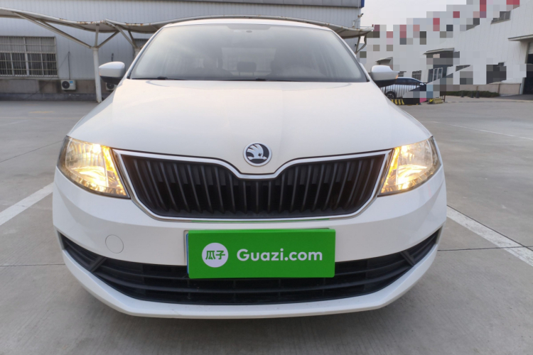 Skoda Rapid 2018 #3 Skoda Rapid 2018 car image #3