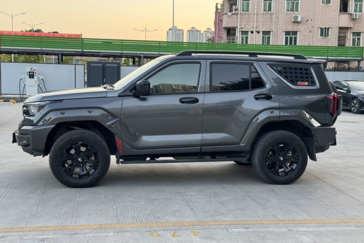 Tank 400 2023 car image #3