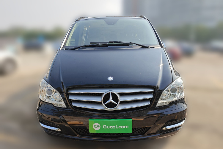 Mercedes-Benz Viano (Imported) 2015 car image #3