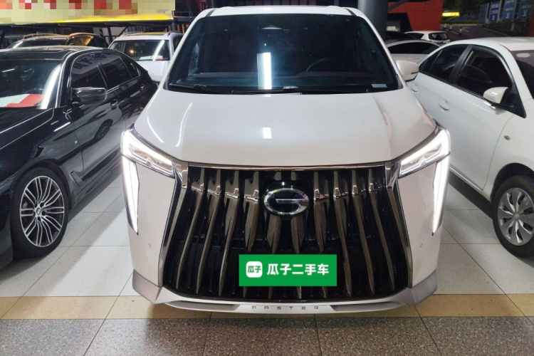 GAC Trumpchi M8 2023 #3 GAC Trumpchi M8 2023 car image #3