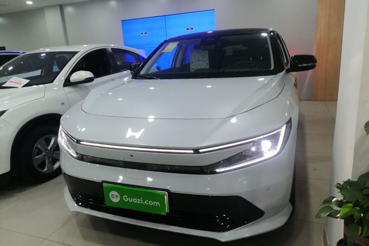 Honda P7 2025 #3 Honda P7 2025 car image #3