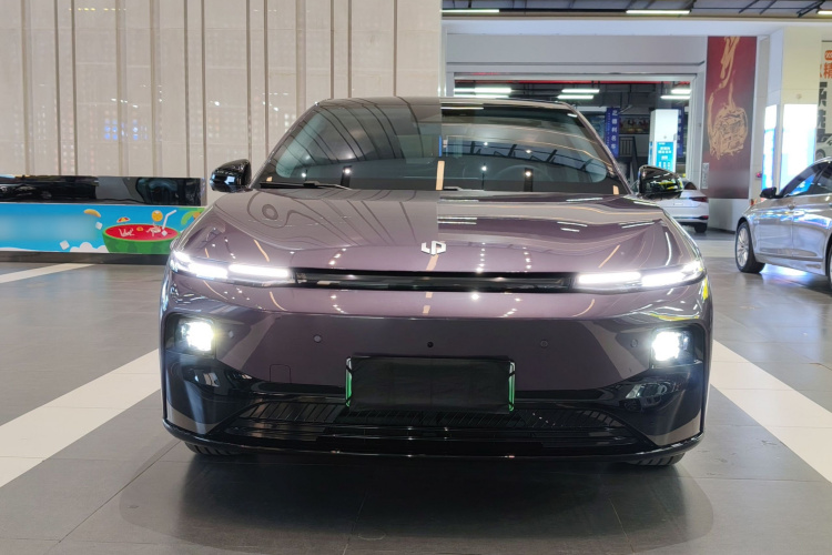 零跑汽车 零跑B01 2025 汽车图片 #3