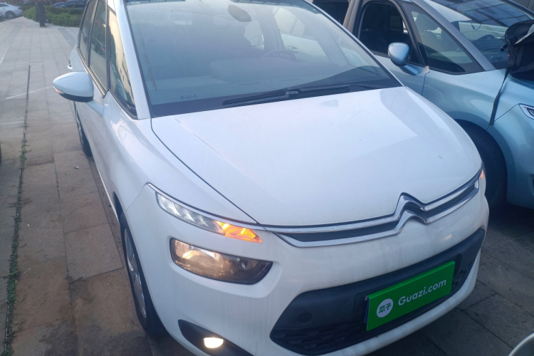 Citroen C4 PICASSO 2018 car image #3