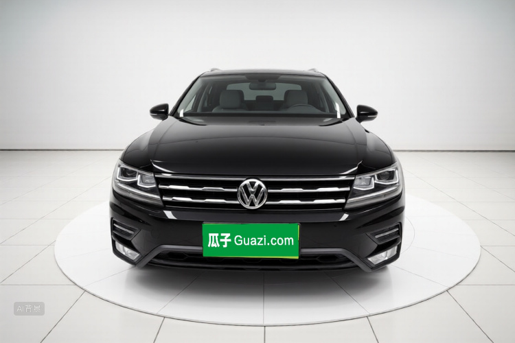 Volkswagen Tiguan L 2018 immagine di auto #3