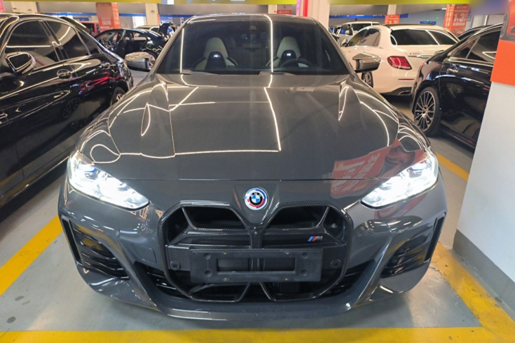 BMW i4 M50 2023 #3 BMW i4 M50 2023 car image #3