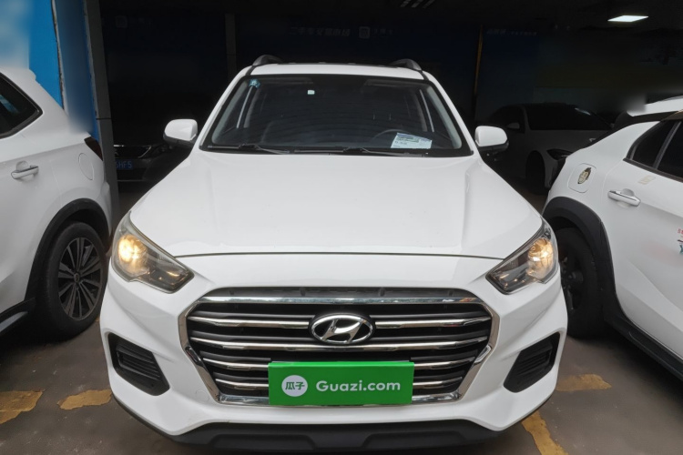 Hyundai ix35 2020 car image #3