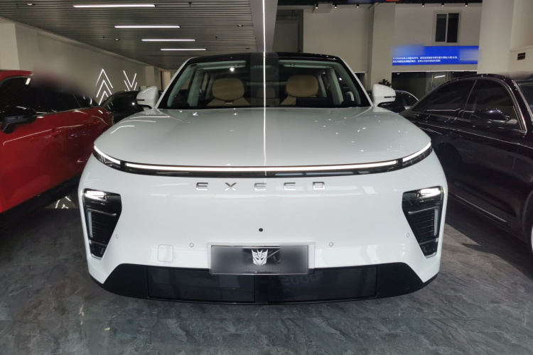 Exceed Stellar Era ET 2025 car image #3