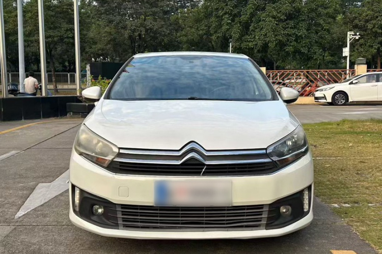 Citroen C4 C-Quatre 2018 car image #3
