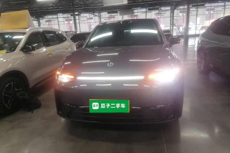 零跑汽车 零跑C10 2025 汽车图片 #3