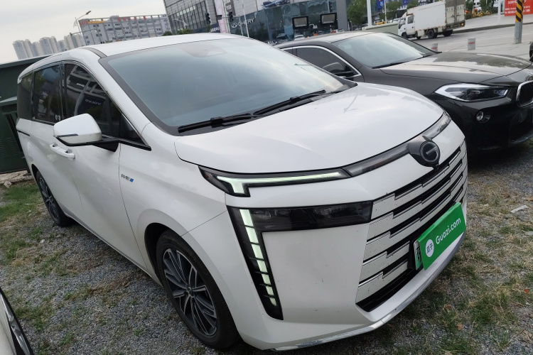GAC Trumpchi E8 New Energy 2024 car image #3