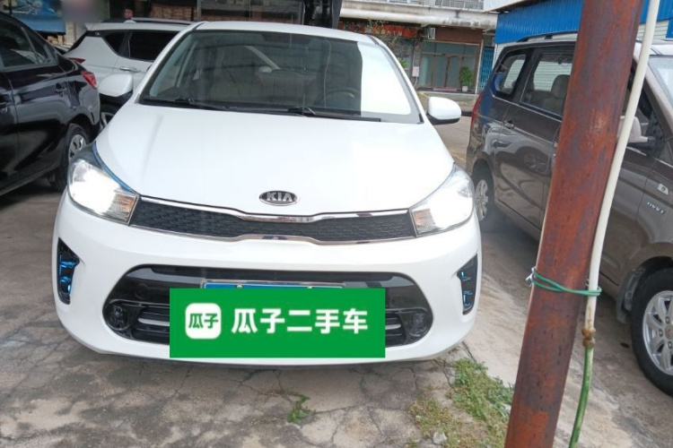 起亚 焕驰 2018 汽车图片 #3