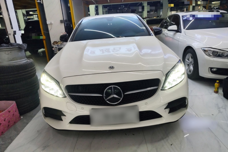 Mercedes-Benz C Class 2021 car image #3