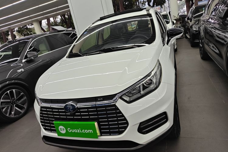 BYD Yuan 2019 car image #3