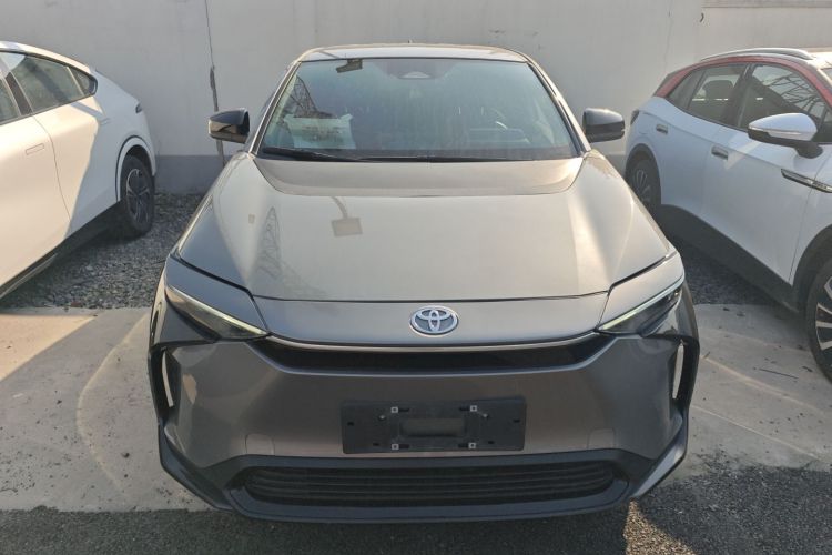 Toyota bZ4X 2024 immagine di auto #3