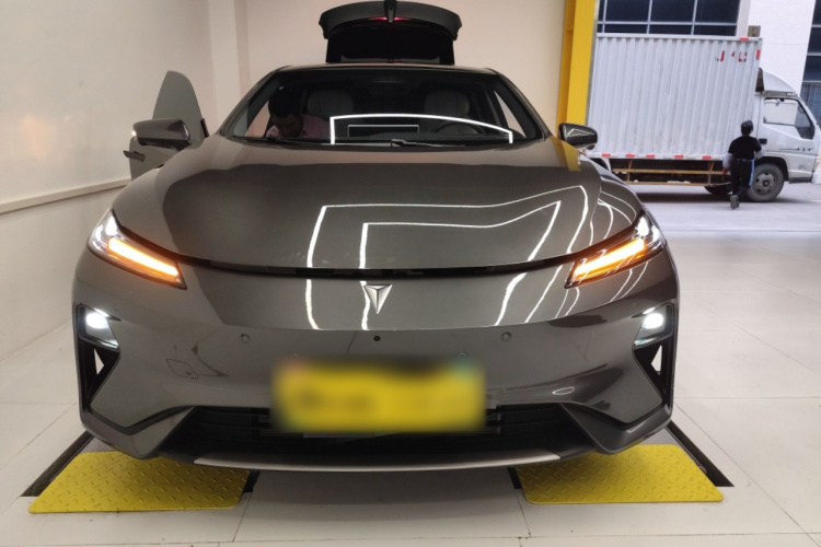 Deepal L07 2025 car image #3