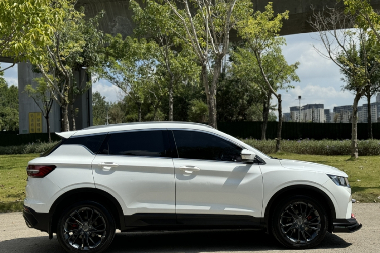 Coolray 2020 image de voiture #3