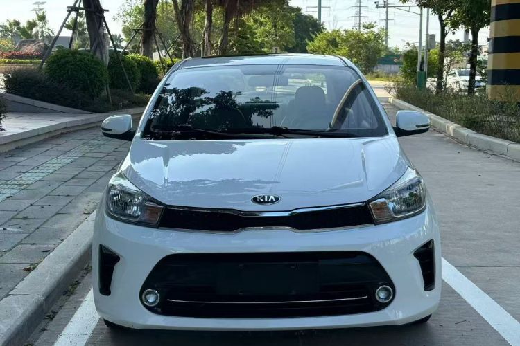 起亚 焕驰 2018 汽车图片 #3