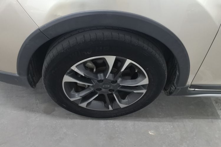 Vision X3 2019 car image #3
