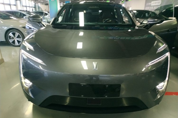 Avatr 11 2024 car image #3