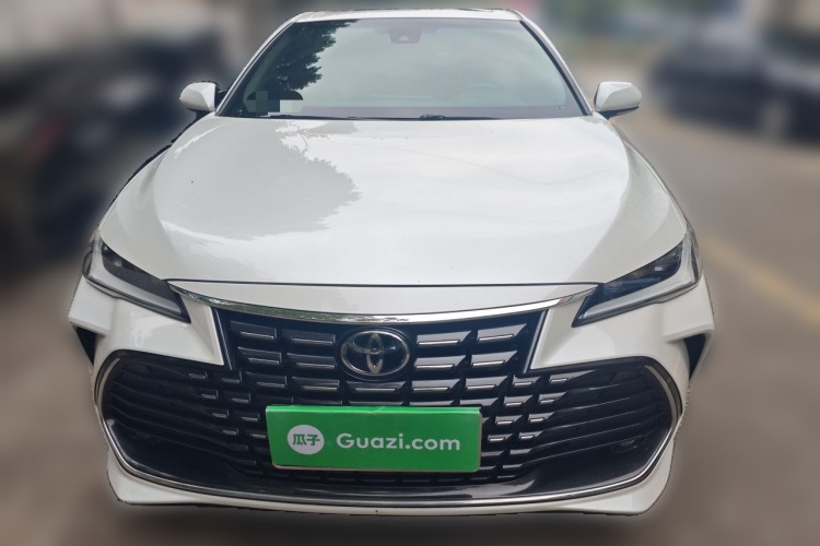 Toyota Avalon 2023 car image #3