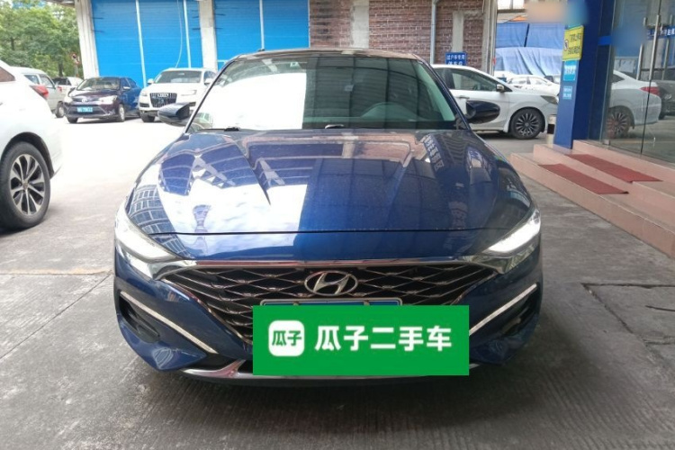 Hyundai Lafesta 2019 car image #3